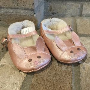 Baby Gap BUNNY shoes. Light pink and sparkly!